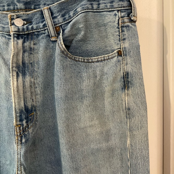 Levi’s 505 Jeans, Men’s 36” x 32”, Well Loved, Well Worn with Prefect Fraying. - Picture 4 of 12